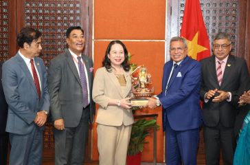 bdaca478-5d4d-4468-a07e-4b9d9375ad3c