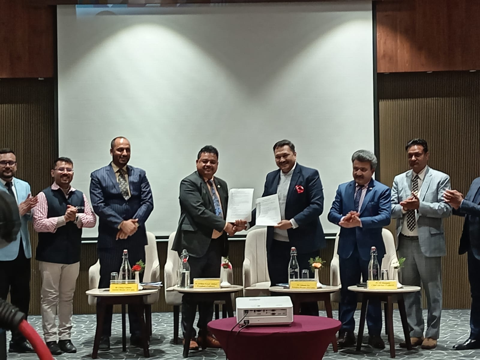 17bd5679-9e59-40ab-b08c-86521c14a1e6