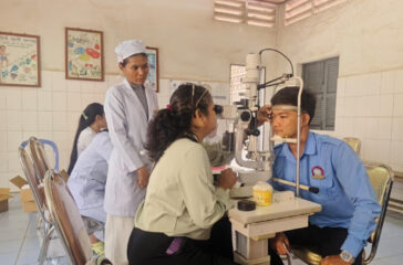 Aakha Paricha