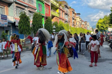 Lakhe